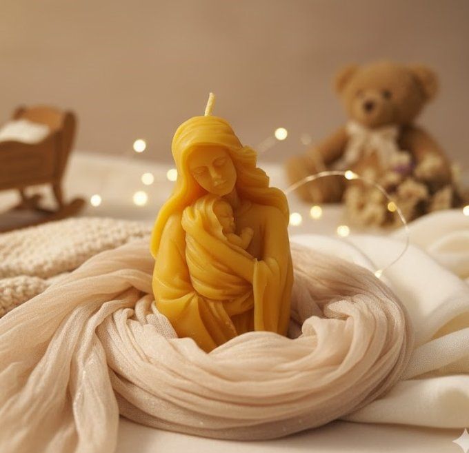 bougie-cire d'abeille-vierge et l'enfant